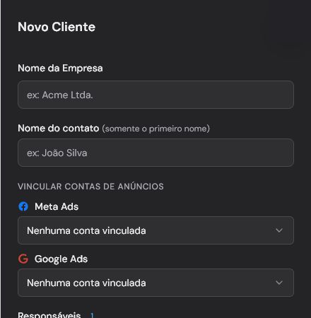 Diálogo Novo Cliente vazio com campos básicos e seletores Meta Ads e Google Ads.